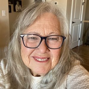 Meet your Posher, Debra